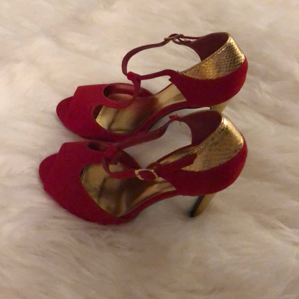 Red and Gold Elegant Shoes